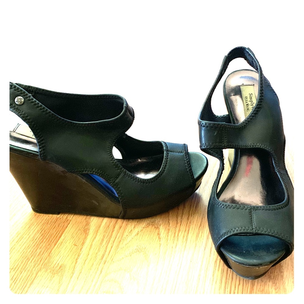 Vera Wang wedges